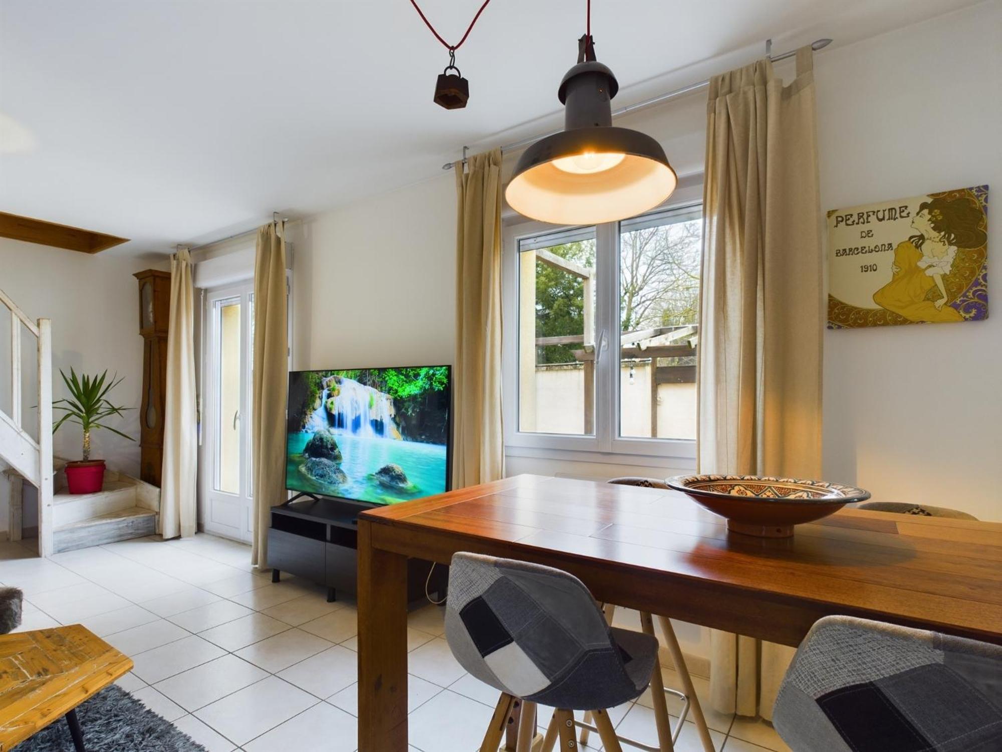 Maison Cosy - Jardin Privatif - Proche Magasin D'Usine Pont-Sainte-Marie Εξωτερικό φωτογραφία